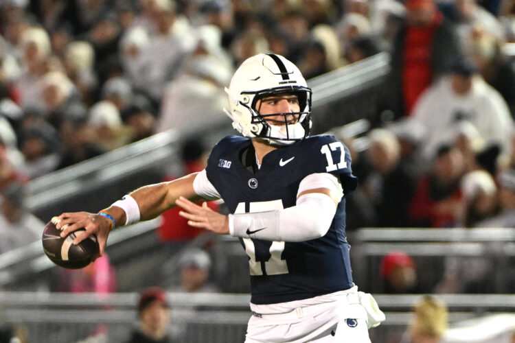 Lions take on Tigers at Yankee Stadium
